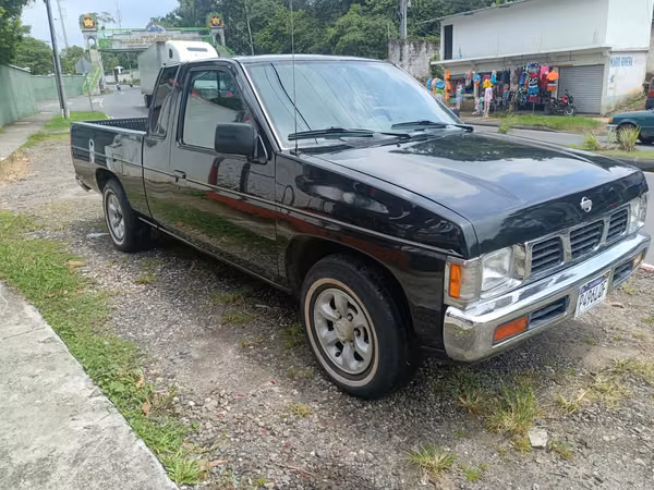 NISSAN HARDBODY KING CAB