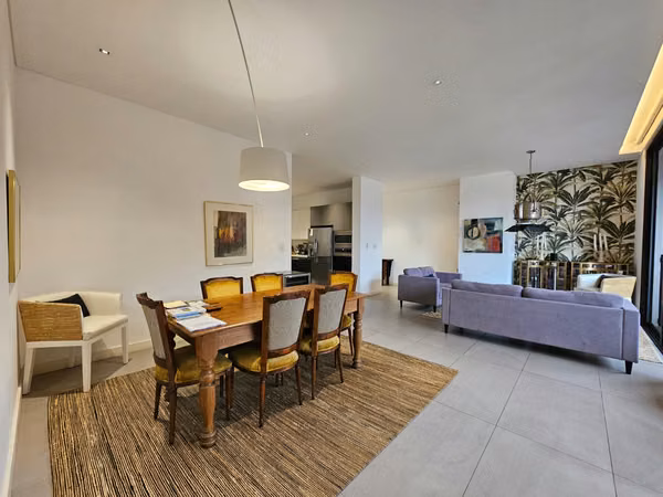 APARTMENT FOR SALE OR FURNISHED RENT - MARANTA OAKLAND, AREA 10 - 124; TERRACE AND WINERY - 124; PV