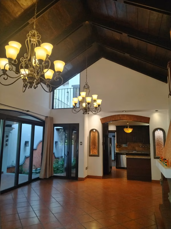 SALE OF HOUSE IN OLD GARDENS