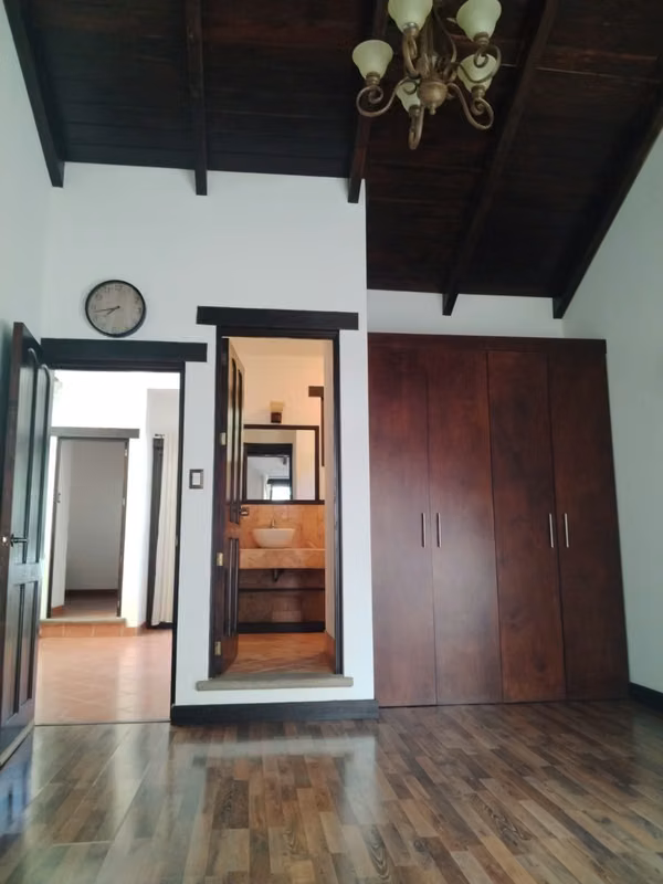 SALE OF HOUSE IN OLD GARDENS