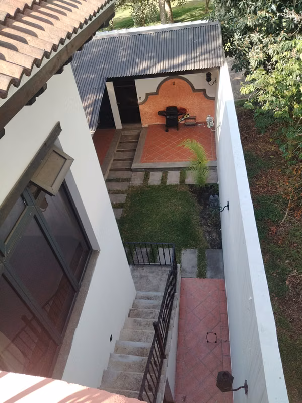 SALE OF HOUSE IN OLD GARDENS
