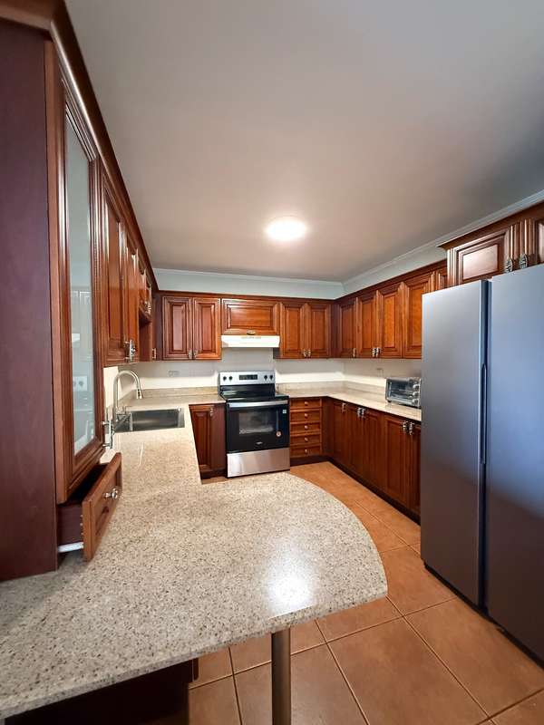 Spacious apartment in rent area 10.