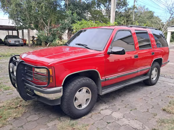 Vendo GMC YUKON Blindada 