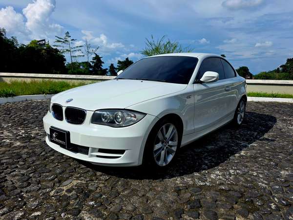 BMW 120i 2011