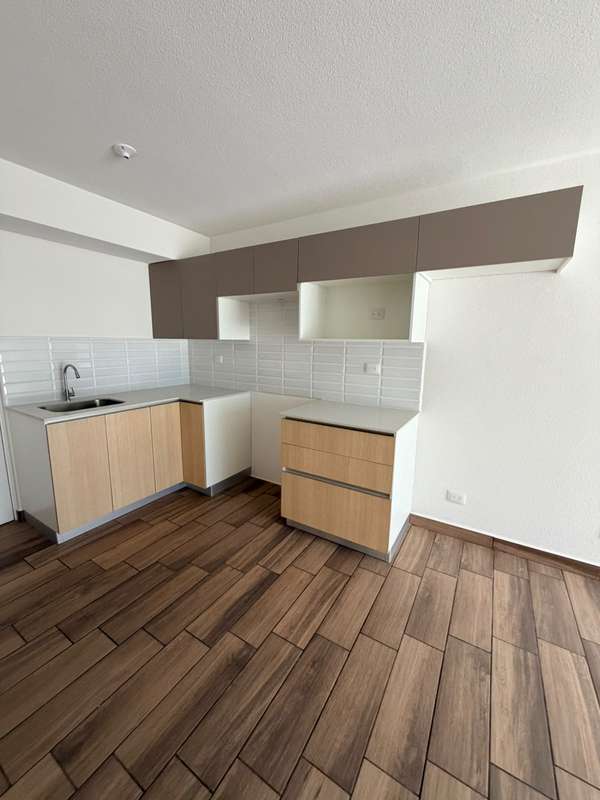 APARTAMENTO EN VENTA | LARES, ZONA 17