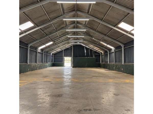  BODEGA EN RENTA – 1,075 M²  | KM 19.5 LO DE COY | ZONA 01 DE MIXCO