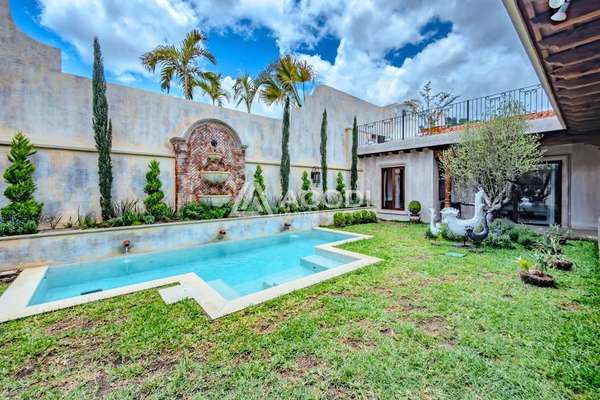 Casa de un nivel amueblada en Antigua Guatemala