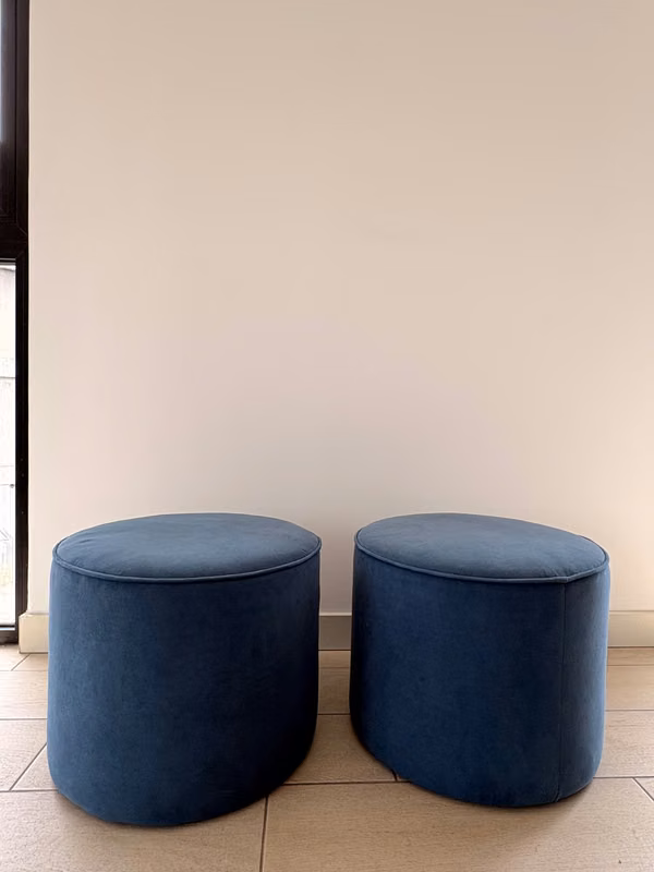 Dos butacas azules 