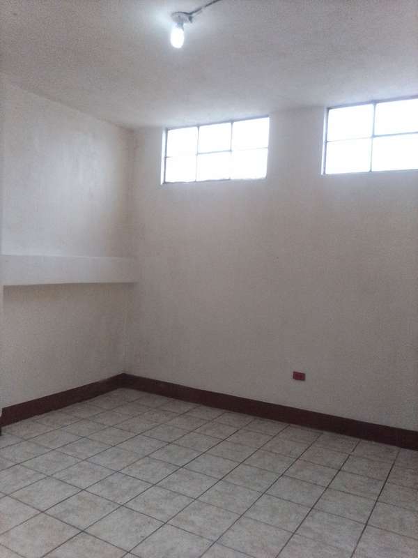 Habitación con baño privado