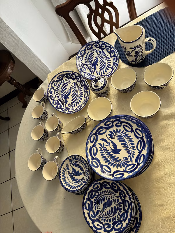 Vendo linda vajilla Talavera 