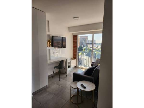 Apartamento Amueblado en Renta Zona 4