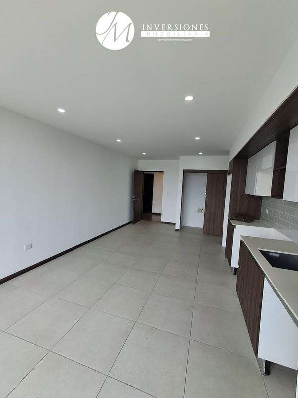 Apartamento en renta dos habitaciones zona 10