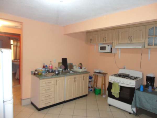 Casa en Los Olivos, zona 18