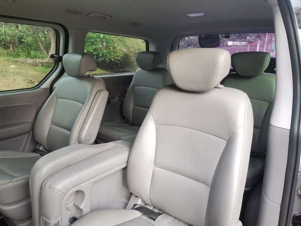 microbus hyundai grand starex