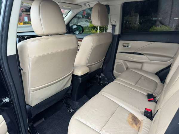 Mitsubishi Outlander GT 3 filas 4x4
