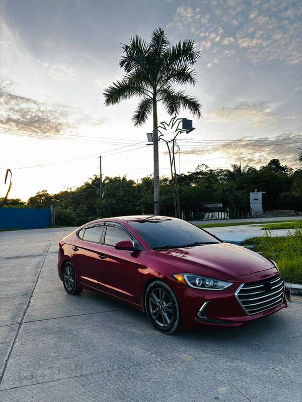 Hyundai Elantra SEL 2018
