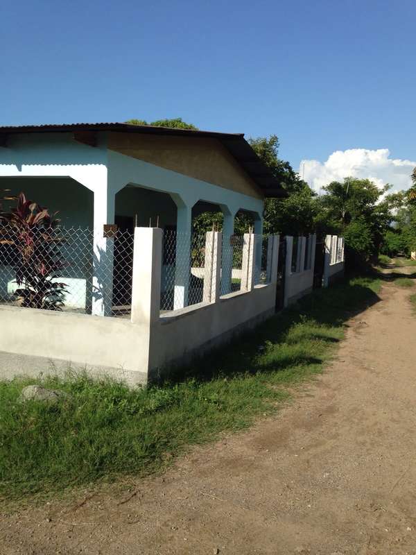 CASA EN VENTA NEGOCIABLE COLONIA SAN JORGE A 15 MINUTOS DE PROGRESO