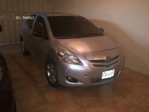 "Ganga" Toyota yaris permutable negociable 