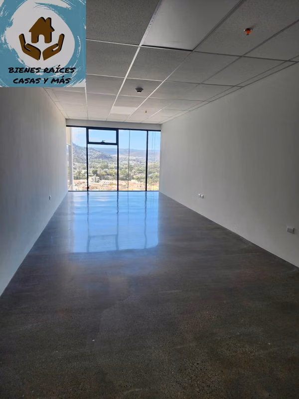 ALQUILO LOCALES NUEVOS PARA OFICINA EN TORRE COMERCIAL Y MODERNA DEL BLVD SUYAPA