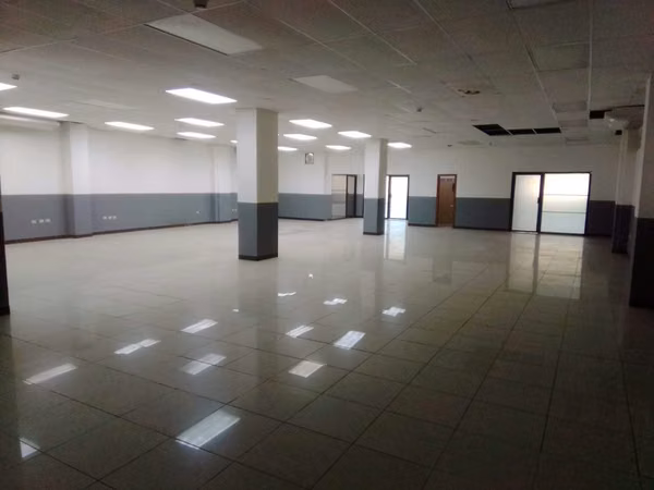 Se Renta Edificio para Oficinas Col. Palmira