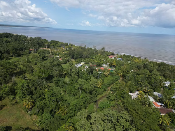 Oportunidad de Inversión en Aldea Veracruz, Omoa, Cortes.