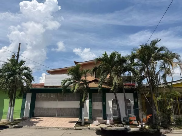 Casa Comercial en Venta en San Pedro Sula - Barandillas