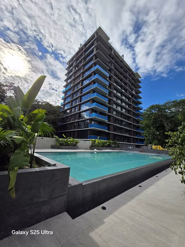 Se Vende Amplio Condominio Domus Residences - San Pedro Sula