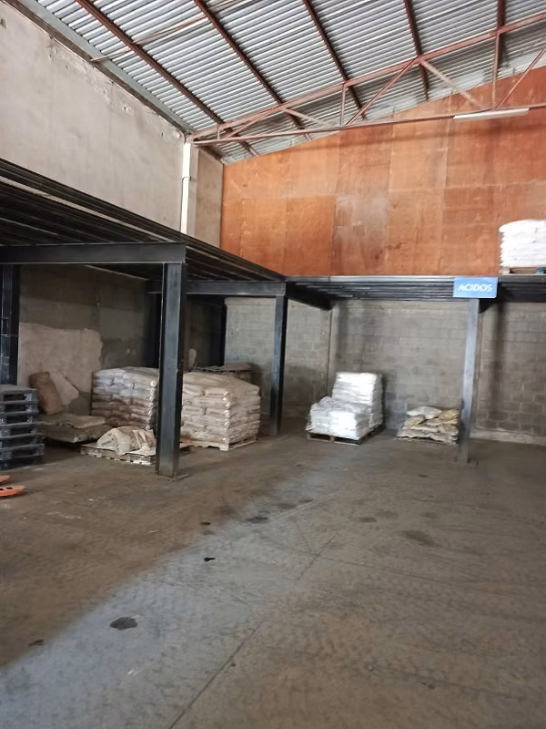 BODEGA PEQUENA EN RENTA SECTOR 33 CALLE SPS