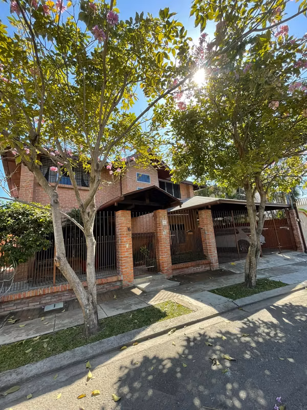 EN SALE - House in Los Alamos II, San Pedro Sula, Depto. Courteous.