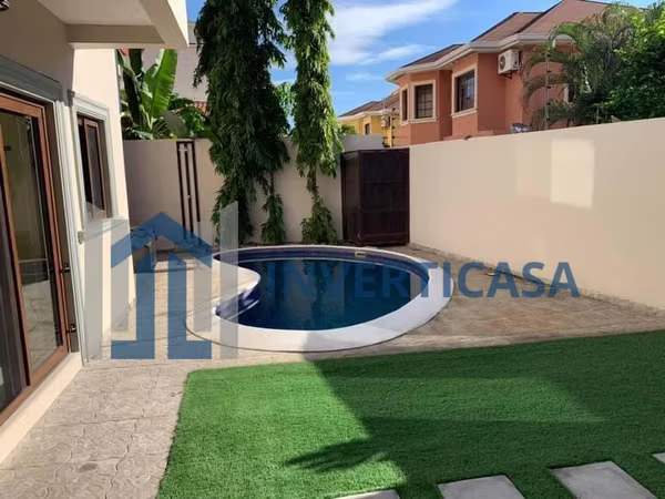 Se vende hermosa casa en Res La Foresta