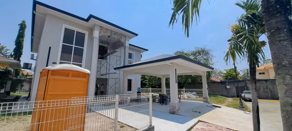 Se Vende Hermosa Vivienda Nueva en Res. Portofino Hills $ 740,000.
