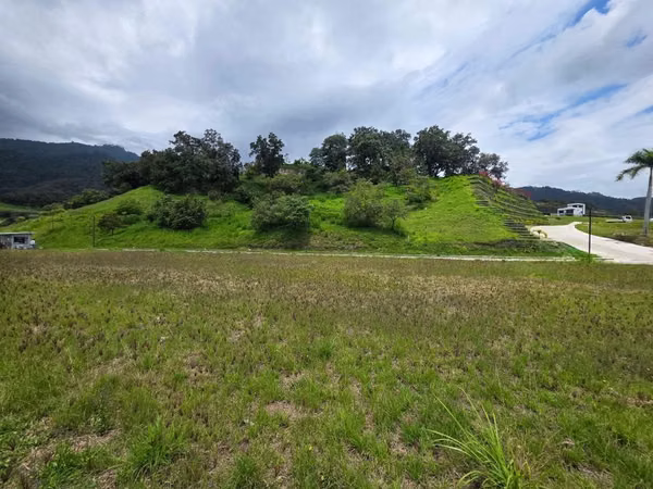 Se Vende Terreno en Ciudad Jaragua