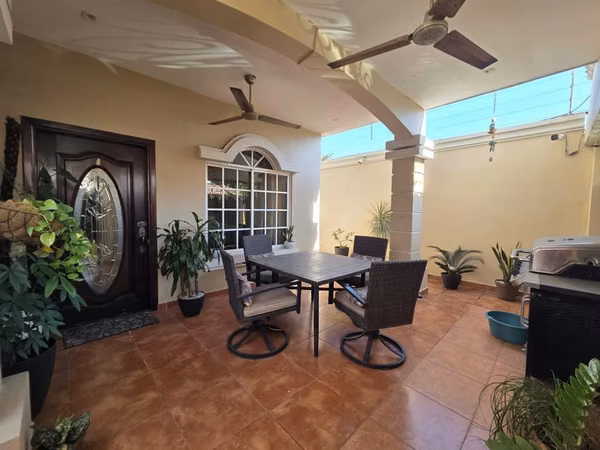 Se Vende casa en Res. Los Alamos - San Pedro Sula