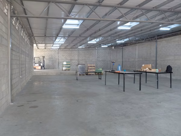 Bodega No. 11 – Sector El Polvorín (Dentro de Plantel)
