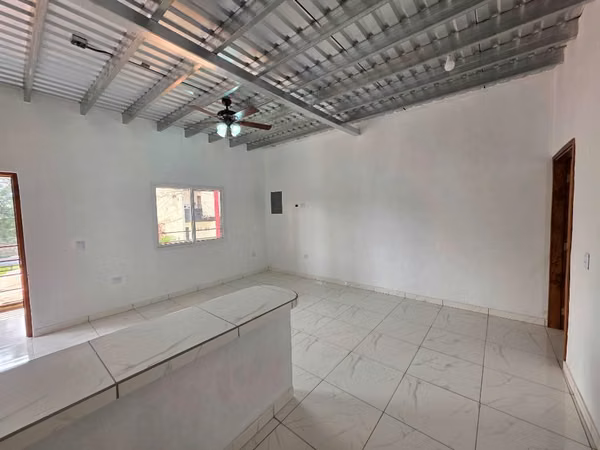 Alquiler de amplio Apartamento en Lomas de Toncontin
