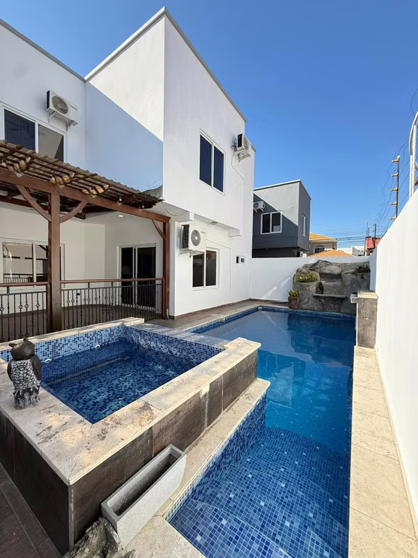 SE ALQUILA CASA EN CASA MAYA II - SAN PEDRO SULA