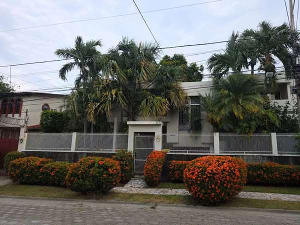 Renta de Casa en Col. Universidad