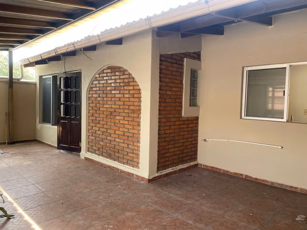 Se Vende Casa Res. Villa Universitaria