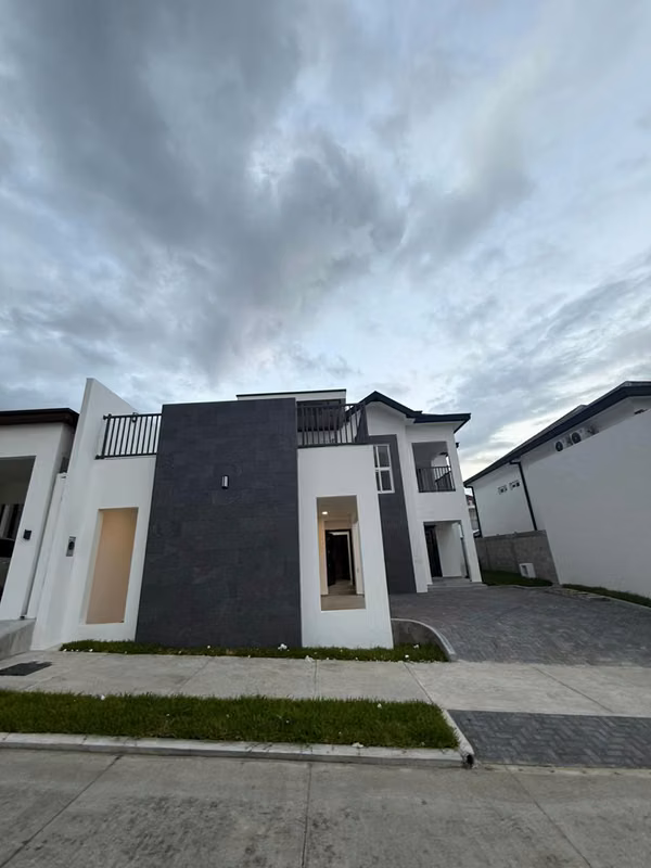 Se Renta Casa en Ciudad Maya