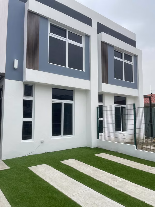 Se Rentan Townhouse- Residencial los Cedros
