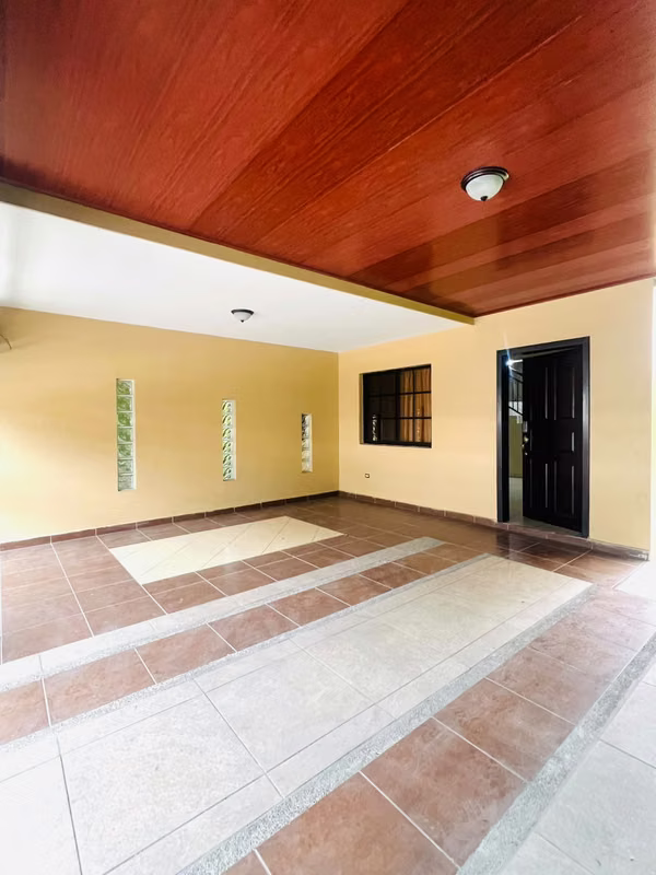 Se Alquila Townhouse Res. Potosi