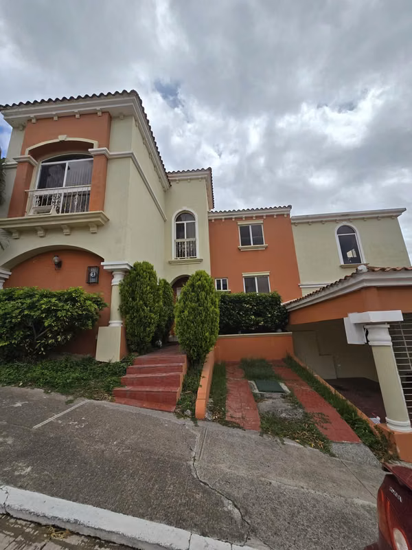 Casa amueblada en alquiler, Residencial El Sauce