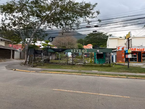COMMERCIAL LAND IS RENTED IN RESIDENTIAL THE POTOSI SAN PEDRO SULA