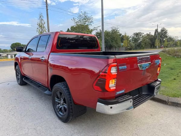 Hilux 2023