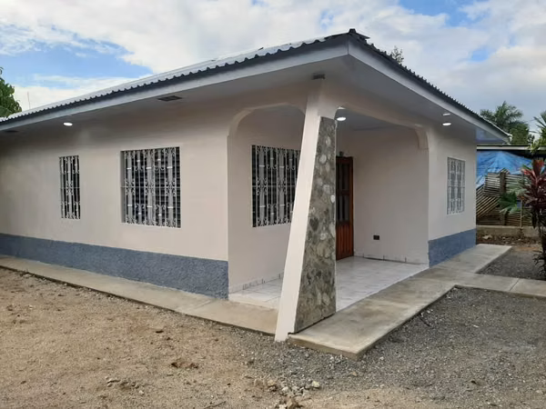  ¡CASA EN VENTA EN BARRIO SUYAPA – EL PROGRESO, YORO!