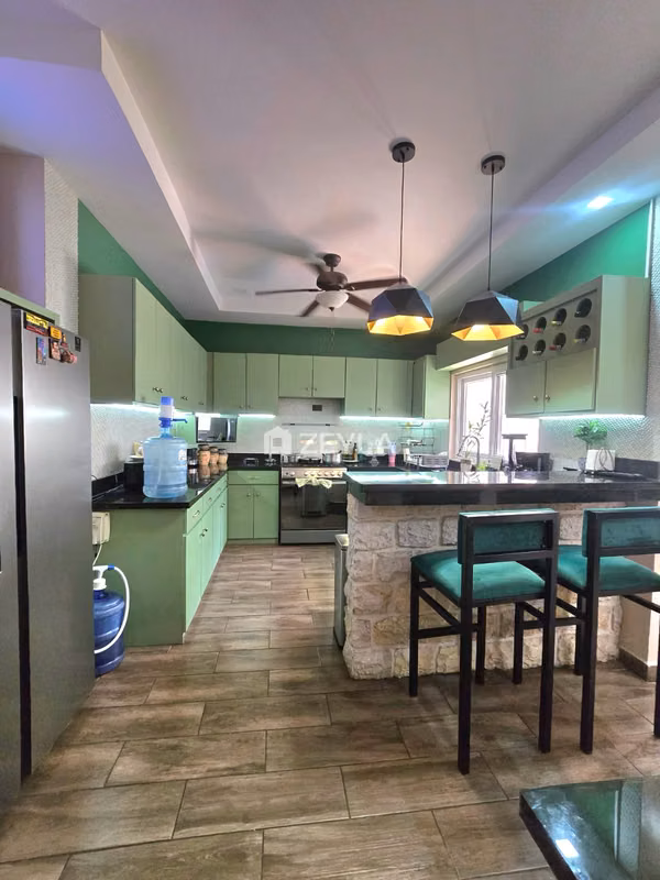 Se Vende Casa En Residencial, Sector Mackay, SPS