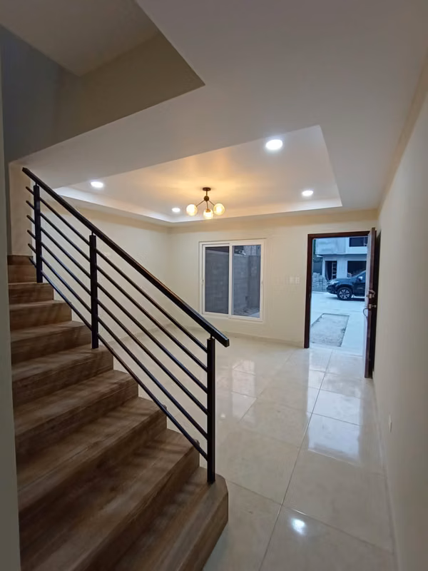 MODERN RENTAL HOUSE IN SUMMER RESIDENTIAL