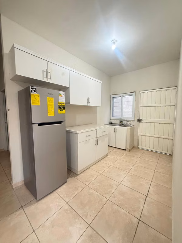 Sell House 1 Level In Residential Olympic Villa, SPS