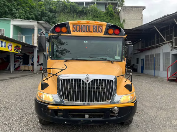 Bus Small 2007 International