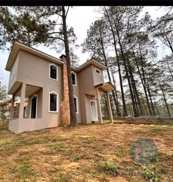 Venta de casa en Valle de Angeles 